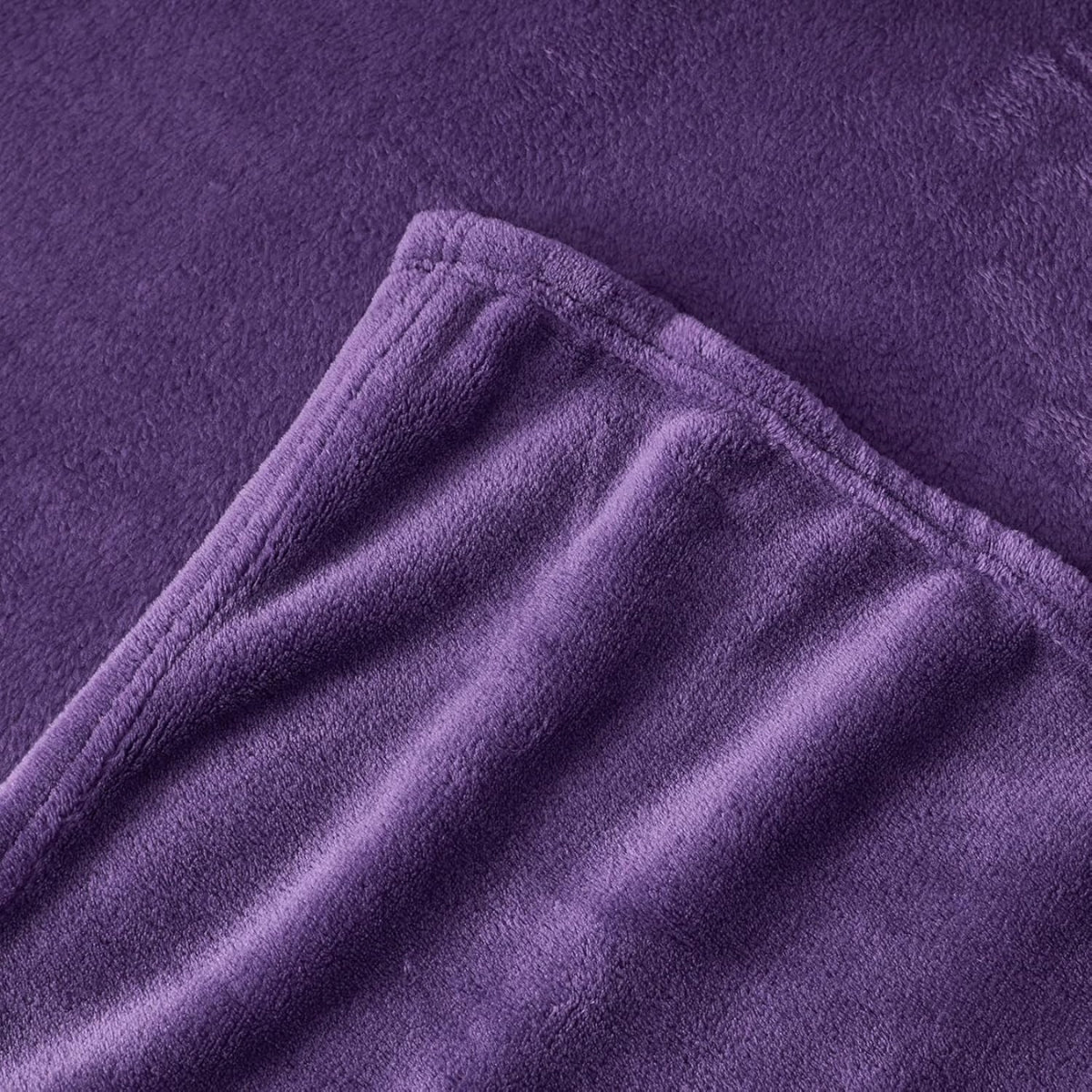 Vømre Plush Blanket - Lavender Bloom