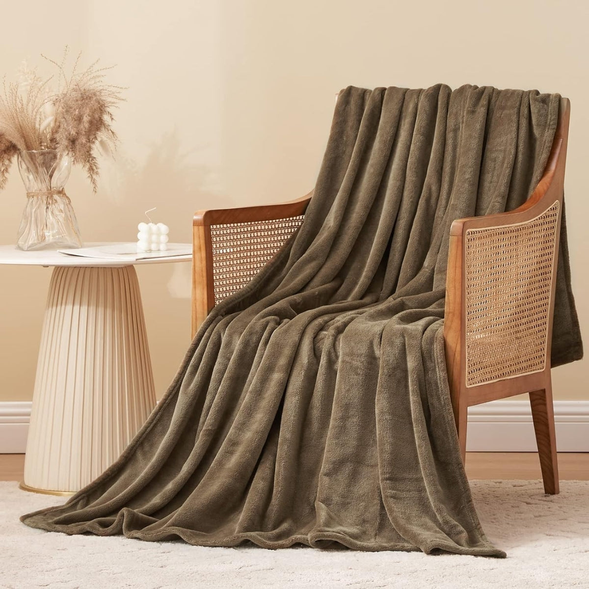 Vømre Plush Blanket - Brown Cocoa